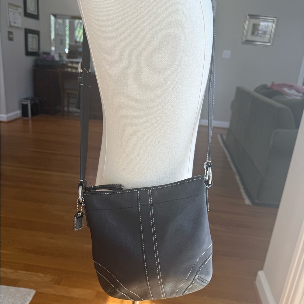 Coach RARE vintage Black Leather soho Crossbody Bag with Adjustable Strap